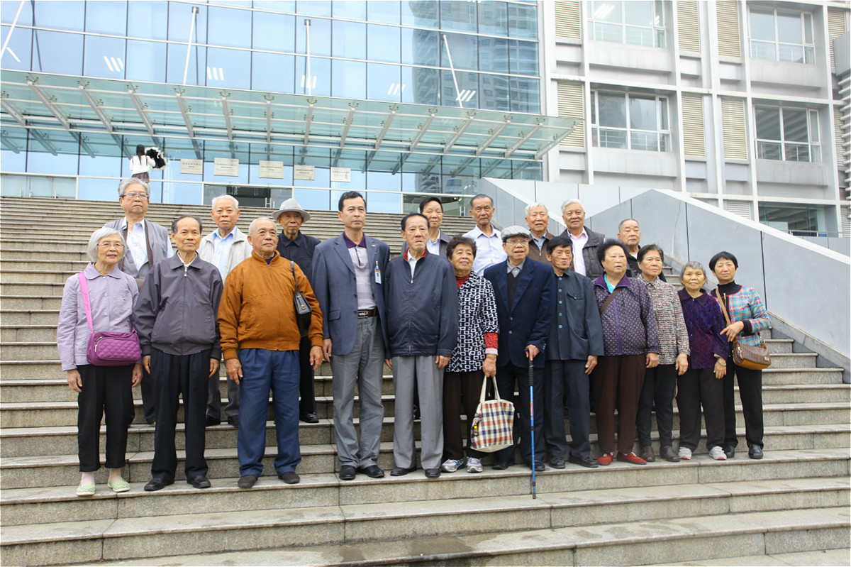 1428977200910337.jpg 1428977200910337.jpg