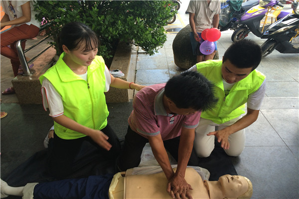 指导急救培训现场.JPG