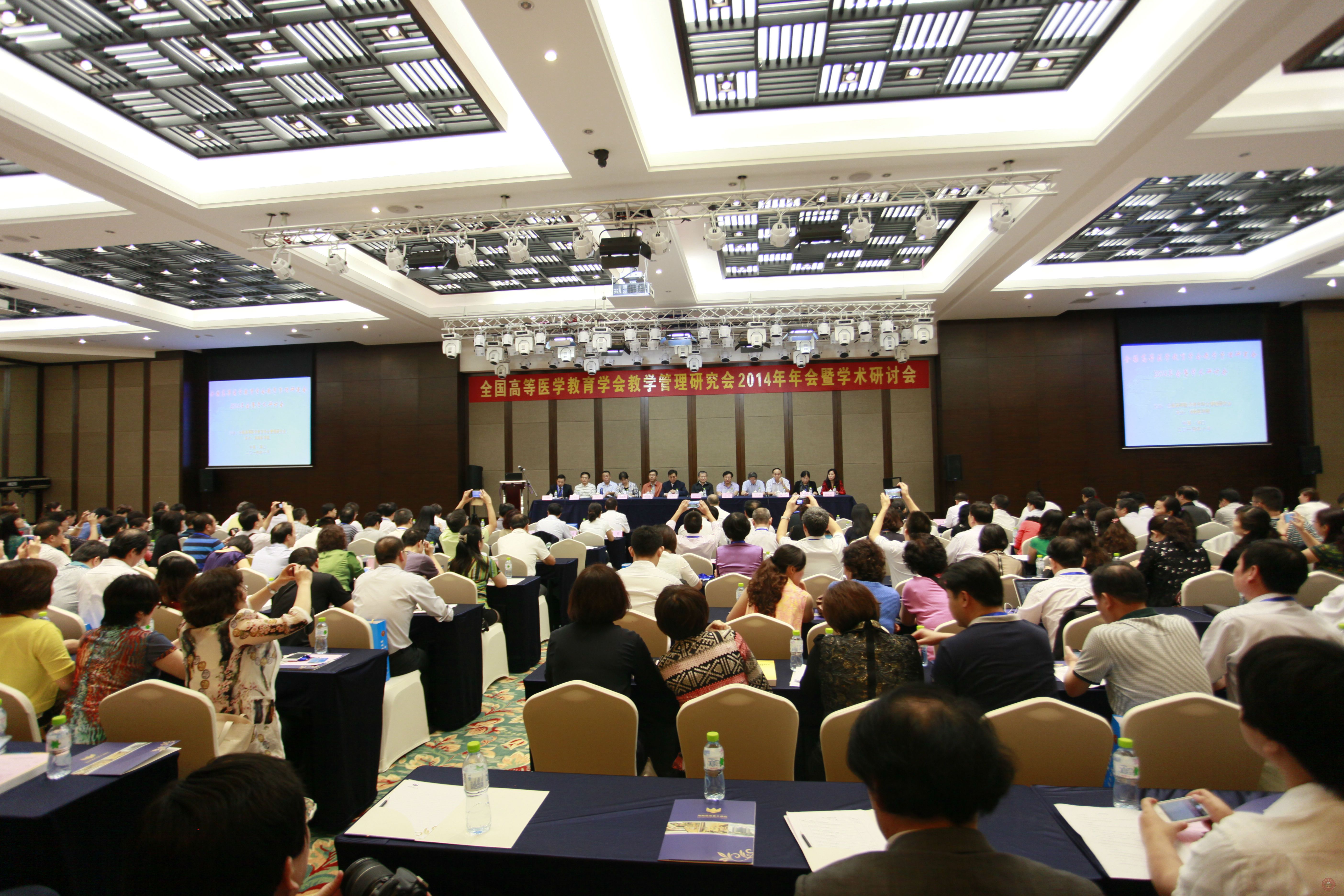 协同创新视频 035.jpg