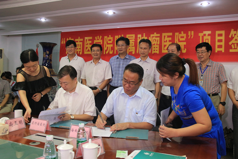 1437355284615999.jpg IMG_8590.JPG