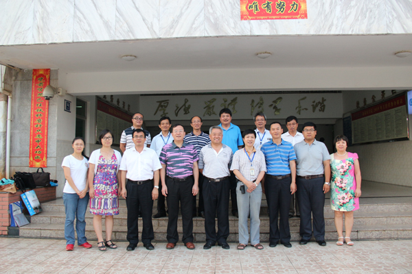 1431402583133570.jpg 合影.JPG