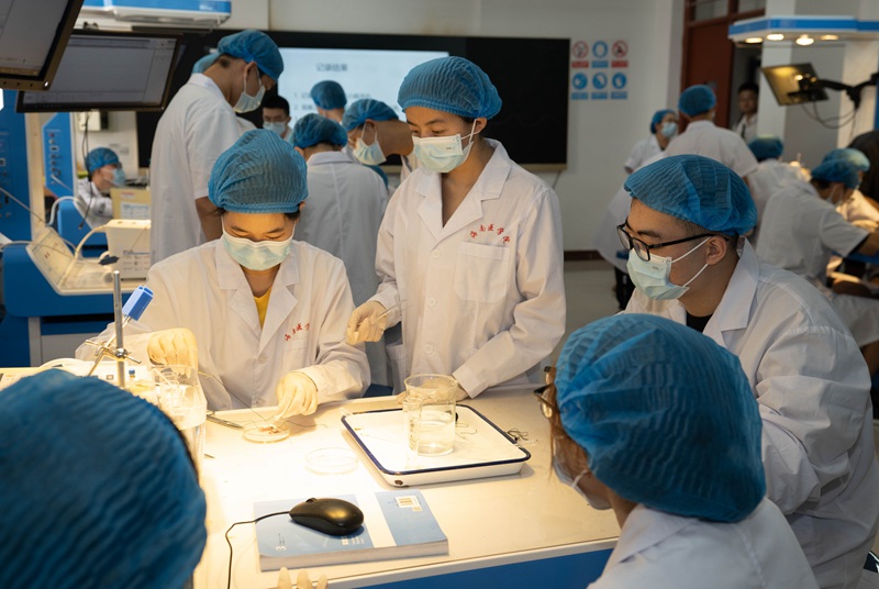 机能实验教学。
供图